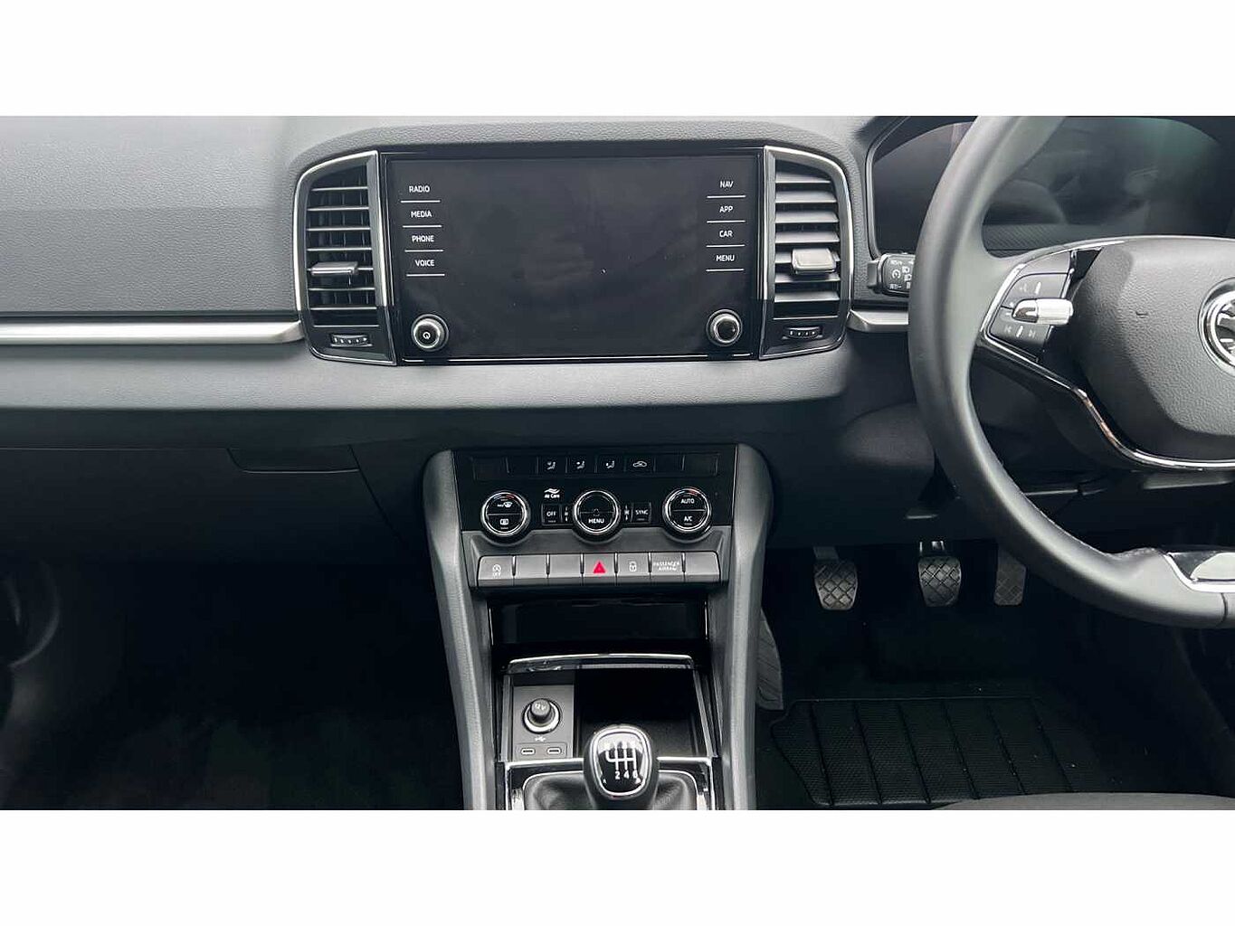 SKODA KAROQ ŠKODA  Diesel Estate 2.0 TDI SE Drive 5dr