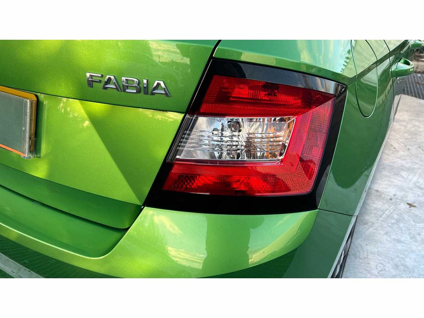 SKODA Fabia 1.0 TSI Colour Edition (95PS) 5-Dr Hatchback