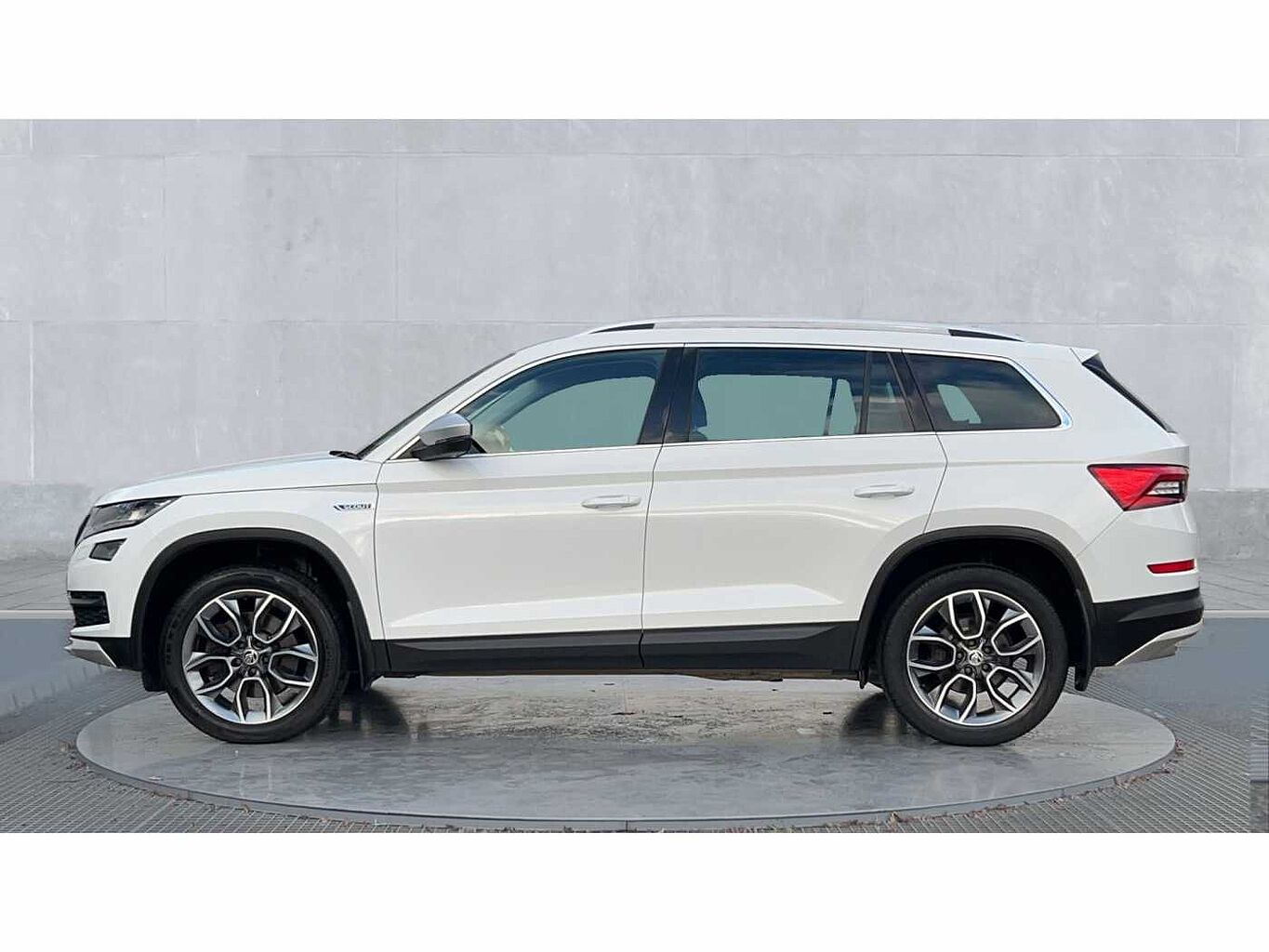 SKODA Kodiaq 2.0 TSI (190ps) 4X4 Scout (7 seats) DSG SUV