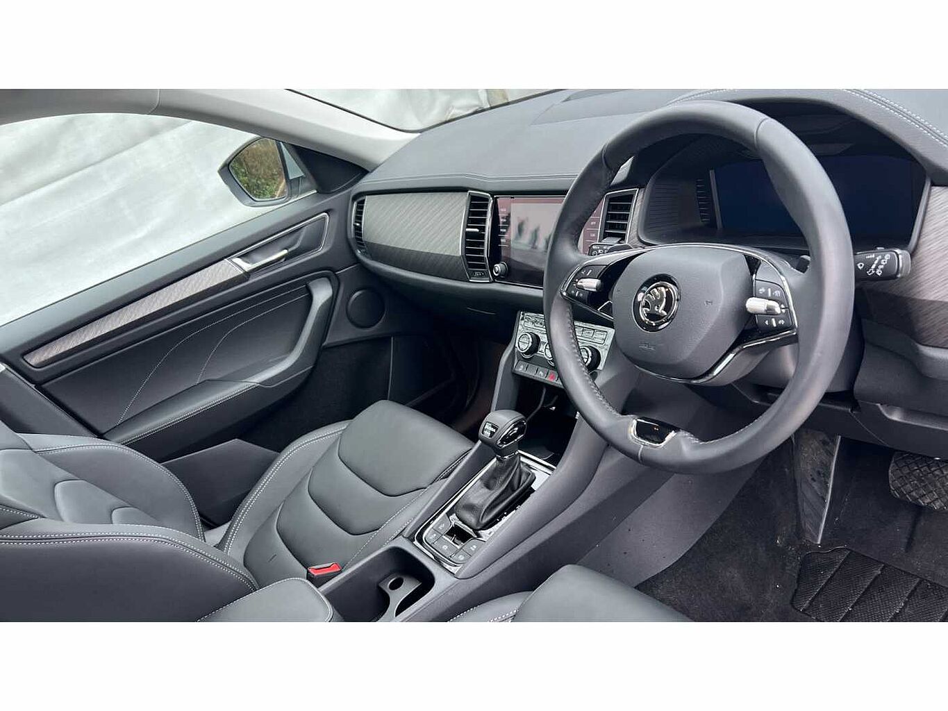 SKODA KODIAQ ŠKODA  Diesel Estate 2.0 TDI 200 SE L Executive 4x4 5dr DSG [7 Seat]