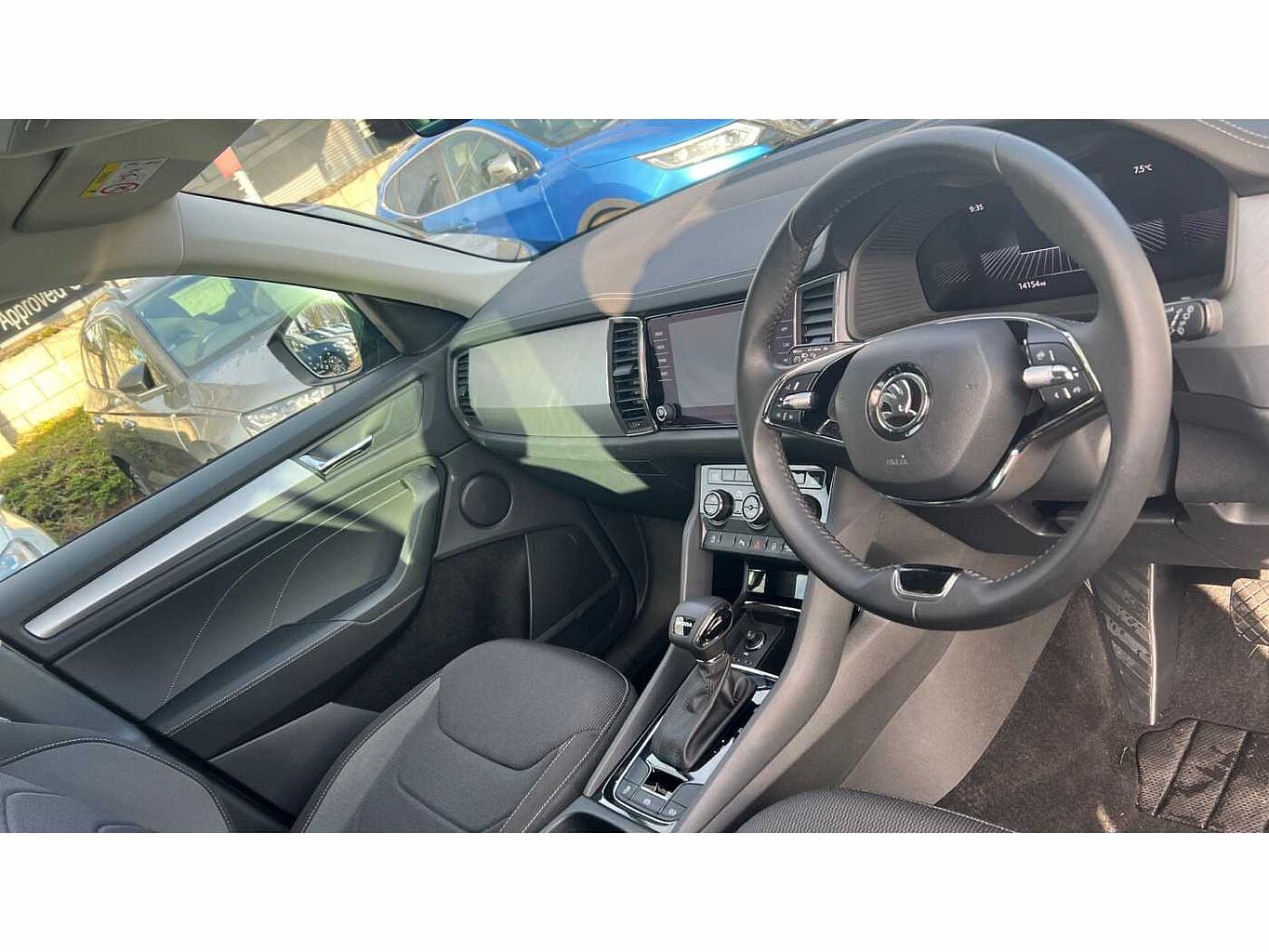 SKODA KODIAQ ŠKODA  Estate 1.5 TSI SE Drive 5dr DSG [7 Seat]