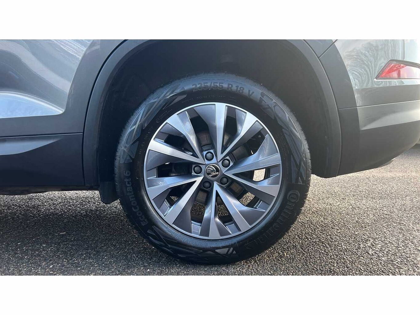 SKODA KODIAQ ŠKODA  Estate 1.5 TSI SE Drive 5dr DSG [7 Seat]