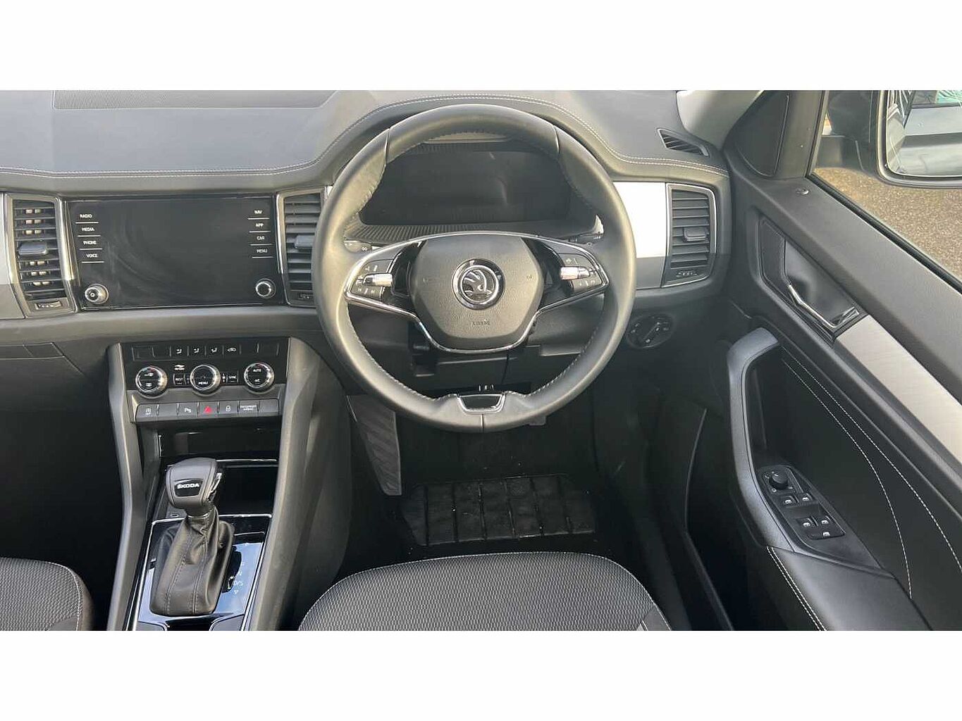 SKODA KODIAQ ŠKODA  Estate 1.5 TSI SE Drive 5dr DSG [7 Seat]