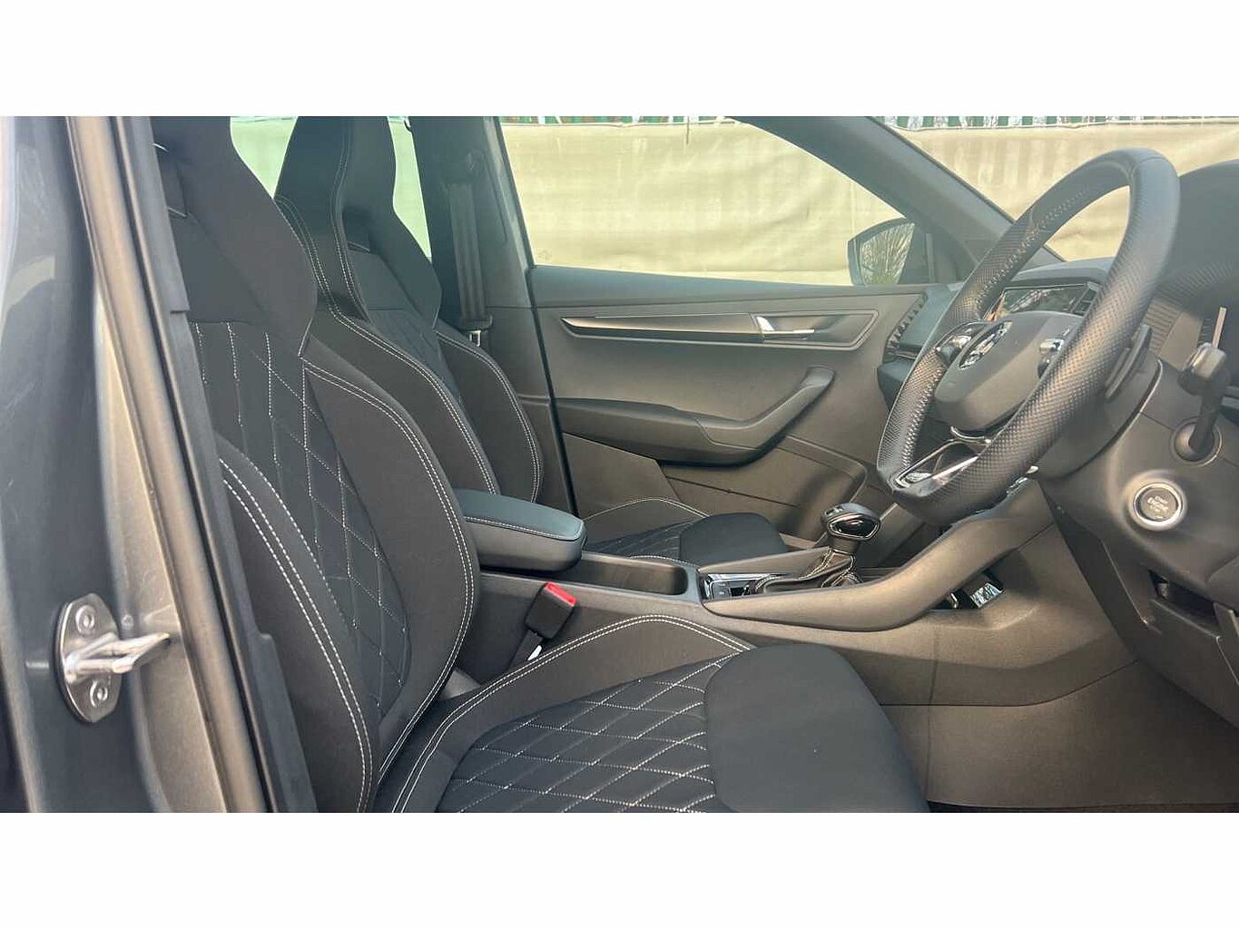SKODA Karoq SUV 1.5 TSI (150ps) SportLine ACT DSG