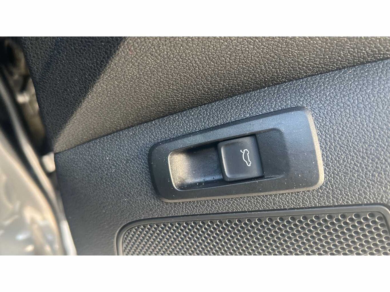 SKODA Karoq SUV 1.5 TSI (150ps) SportLine ACT DSG