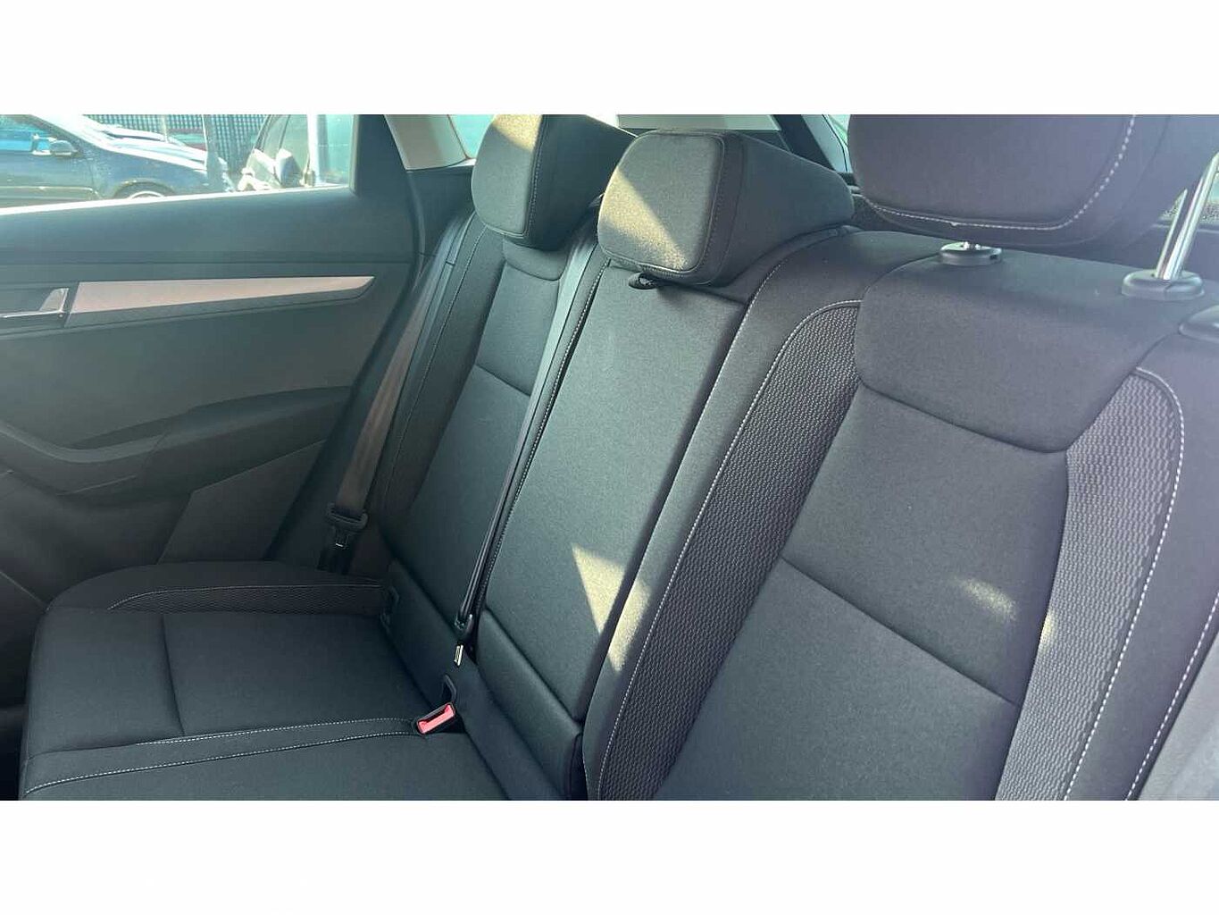 SKODA KAROQ 1.5 TSI SE Drive 5dr DSG