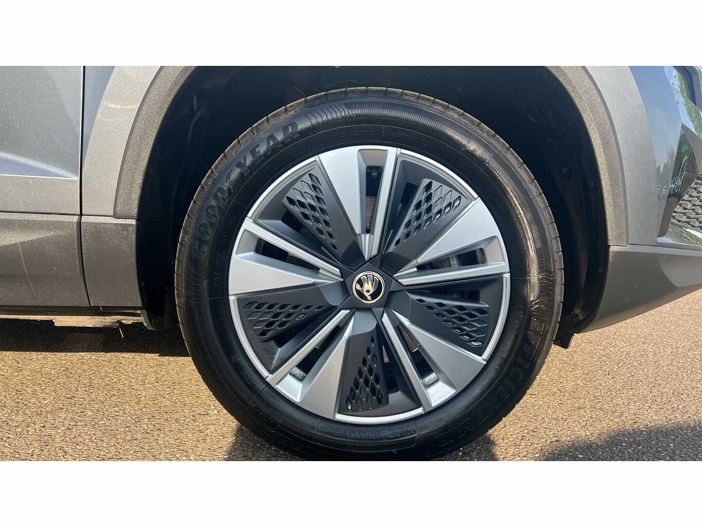 SKODA KAROQ 1.5 TSI SE Drive 5dr DSG