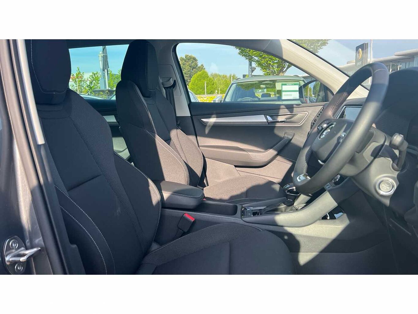 SKODA KAROQ 1.5 TSI SE Drive 5dr DSG