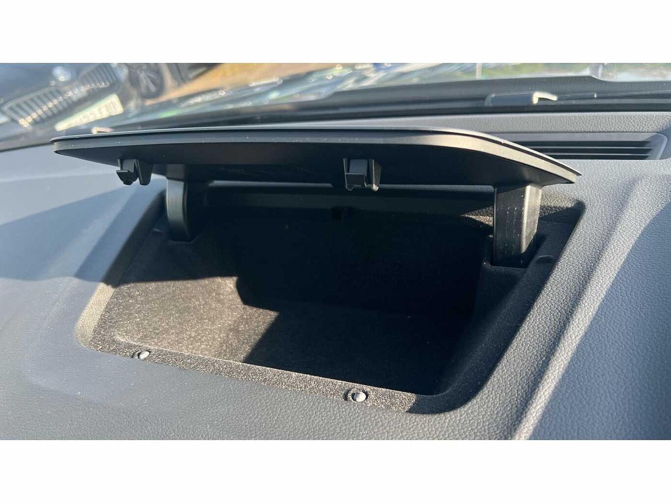 SKODA KAROQ 1.5 TSI SE Drive 5dr DSG