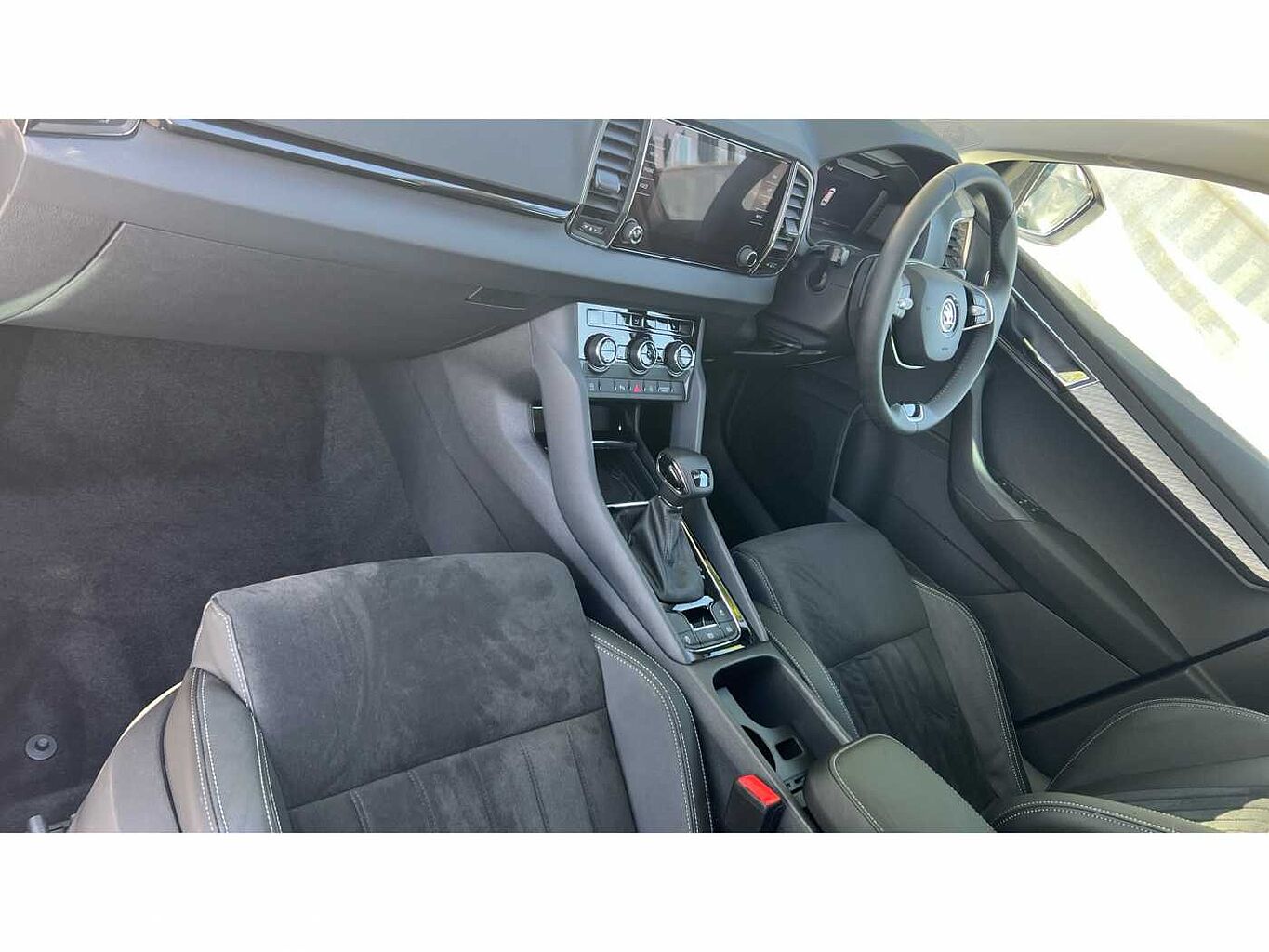 SKODA Karoq SUV 1.5 TSI (150ps) SE L ACT DSG