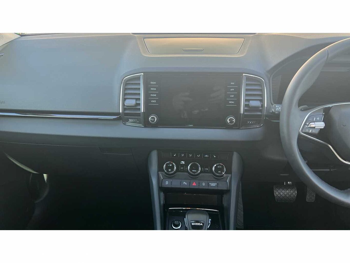 SKODA Karoq SUV 1.5 TSI (150ps) SE L ACT DSG