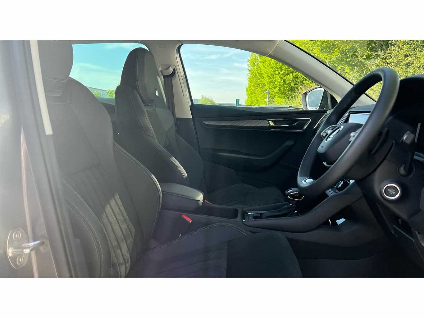 SKODA Karoq SUV 1.5 TSI (150ps) SE L ACT DSG