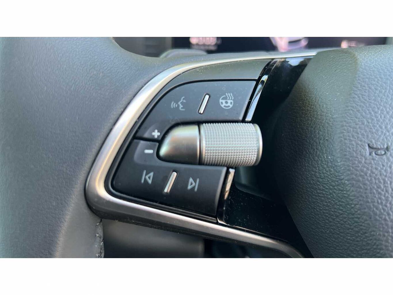 SKODA Karoq SUV 1.5 TSI (150ps) SE L ACT DSG