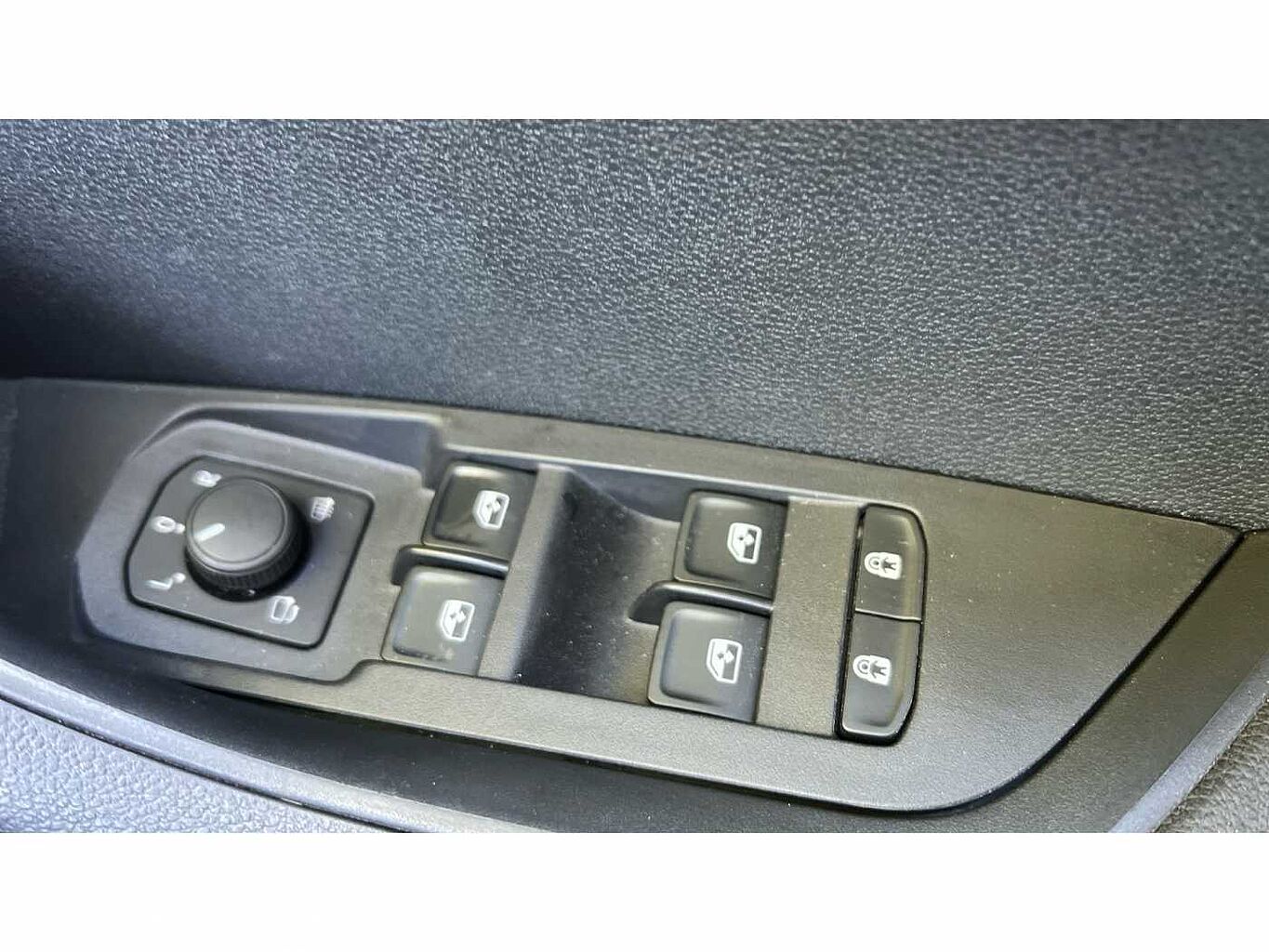 SKODA Karoq SUV 1.5 TSI (150ps) SE L ACT DSG