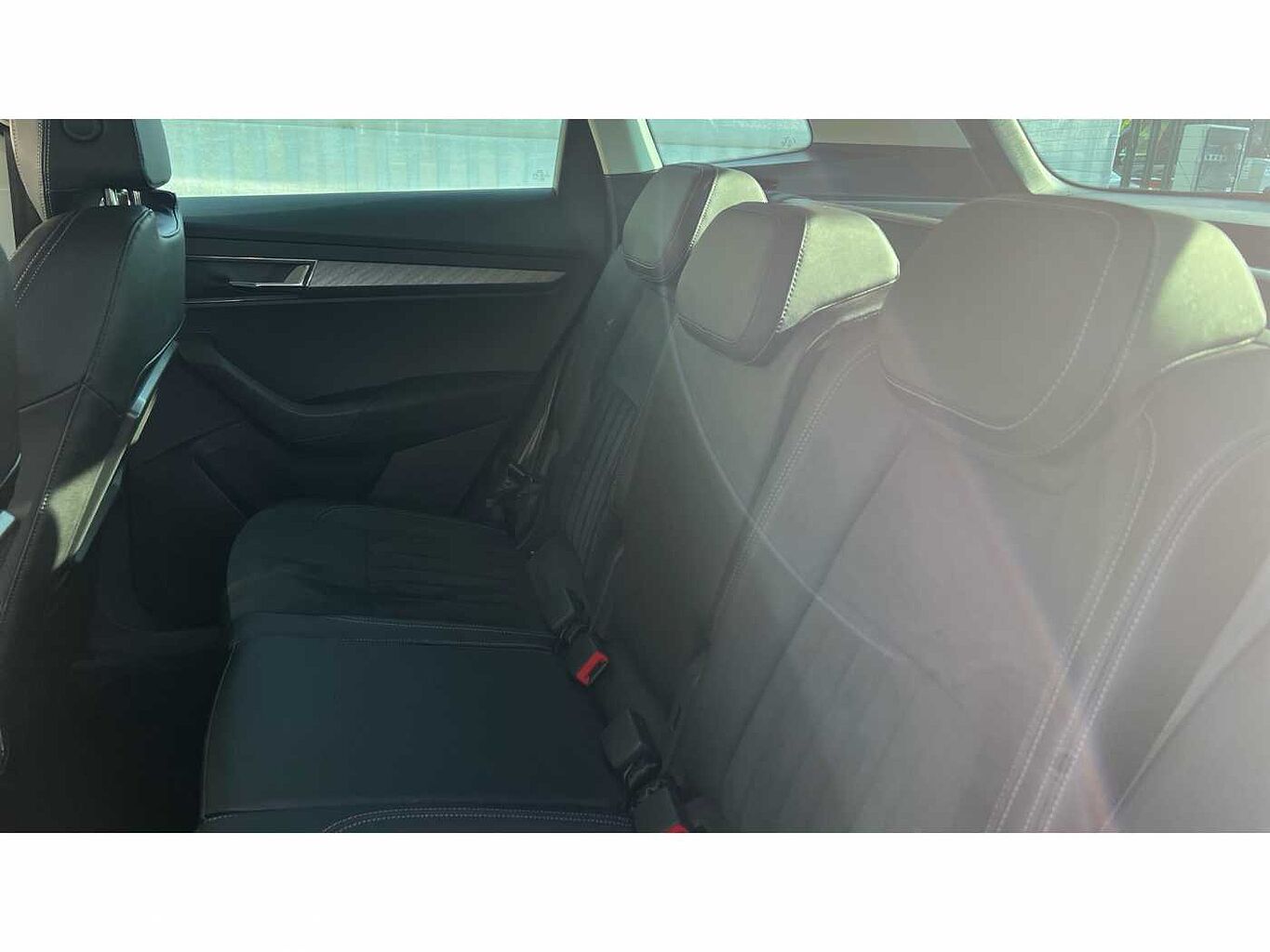 SKODA KAROQ 1.5 TSI SE L 5dr