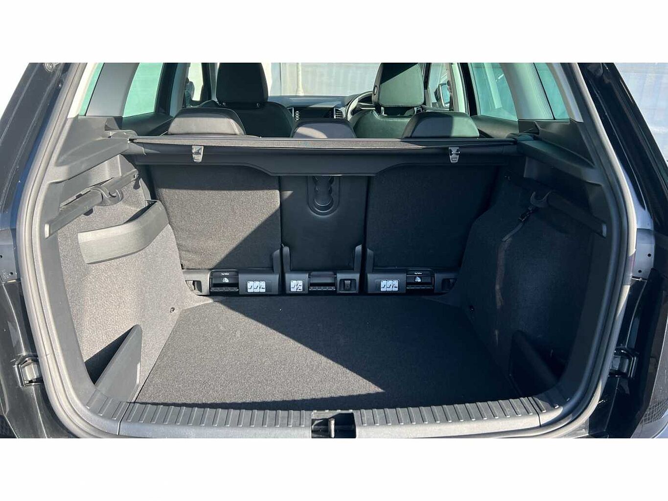 SKODA KAROQ 1.5 TSI SE L 5dr