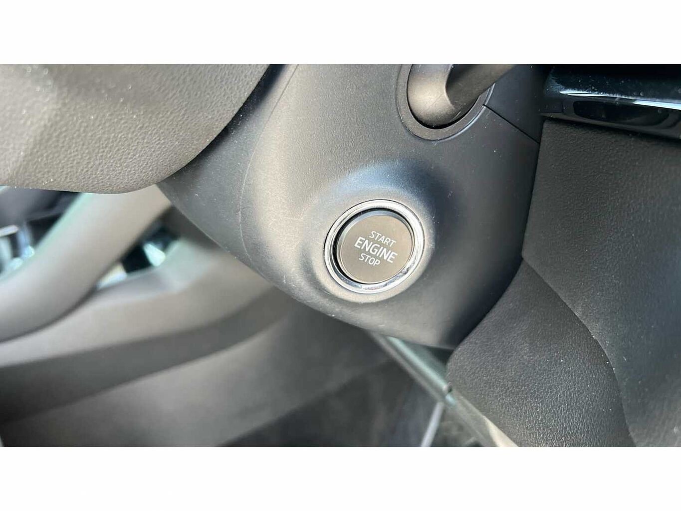 SKODA KAROQ 1.5 TSI SE L 5dr