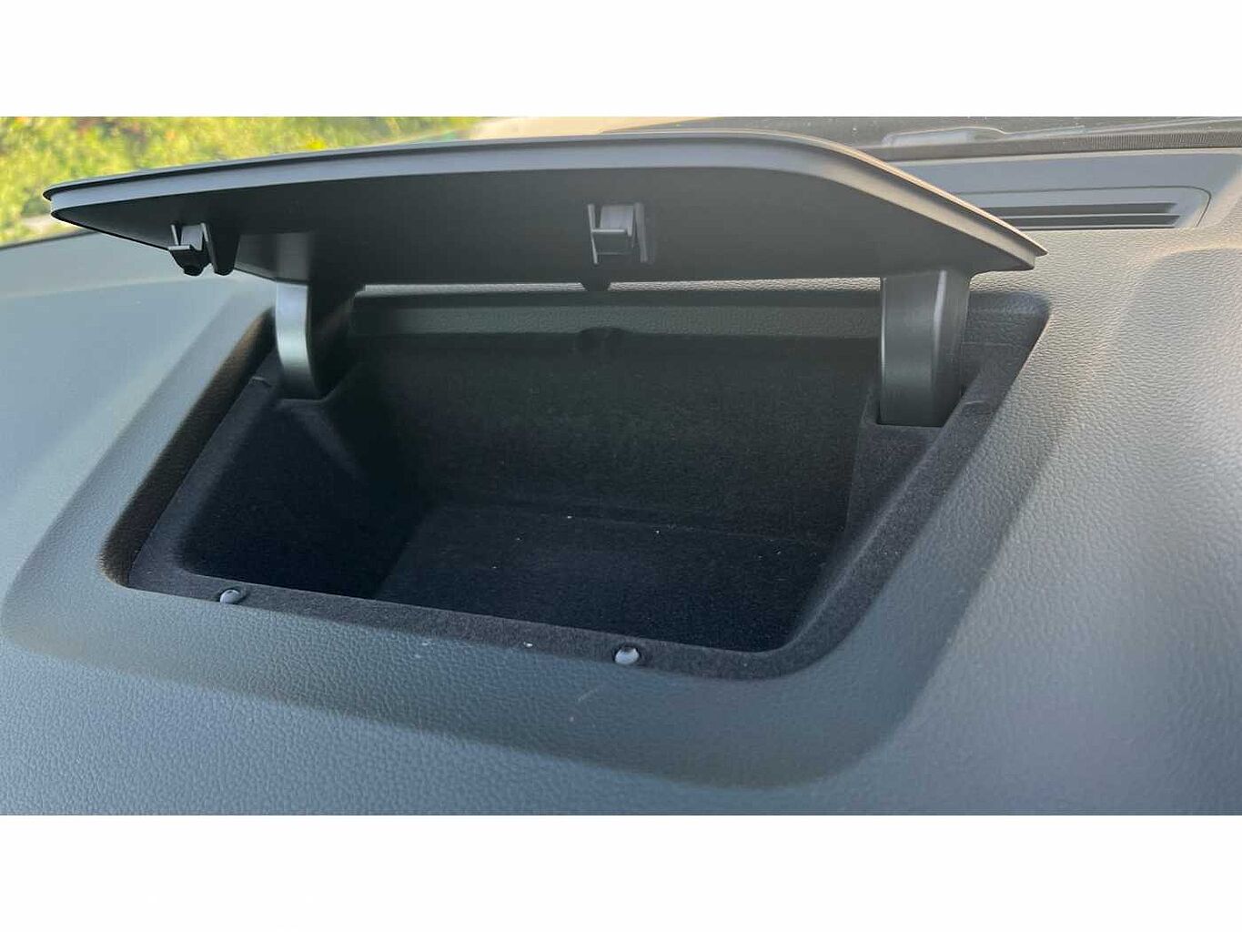 SKODA KAROQ 1.5 TSI SE L 5dr
