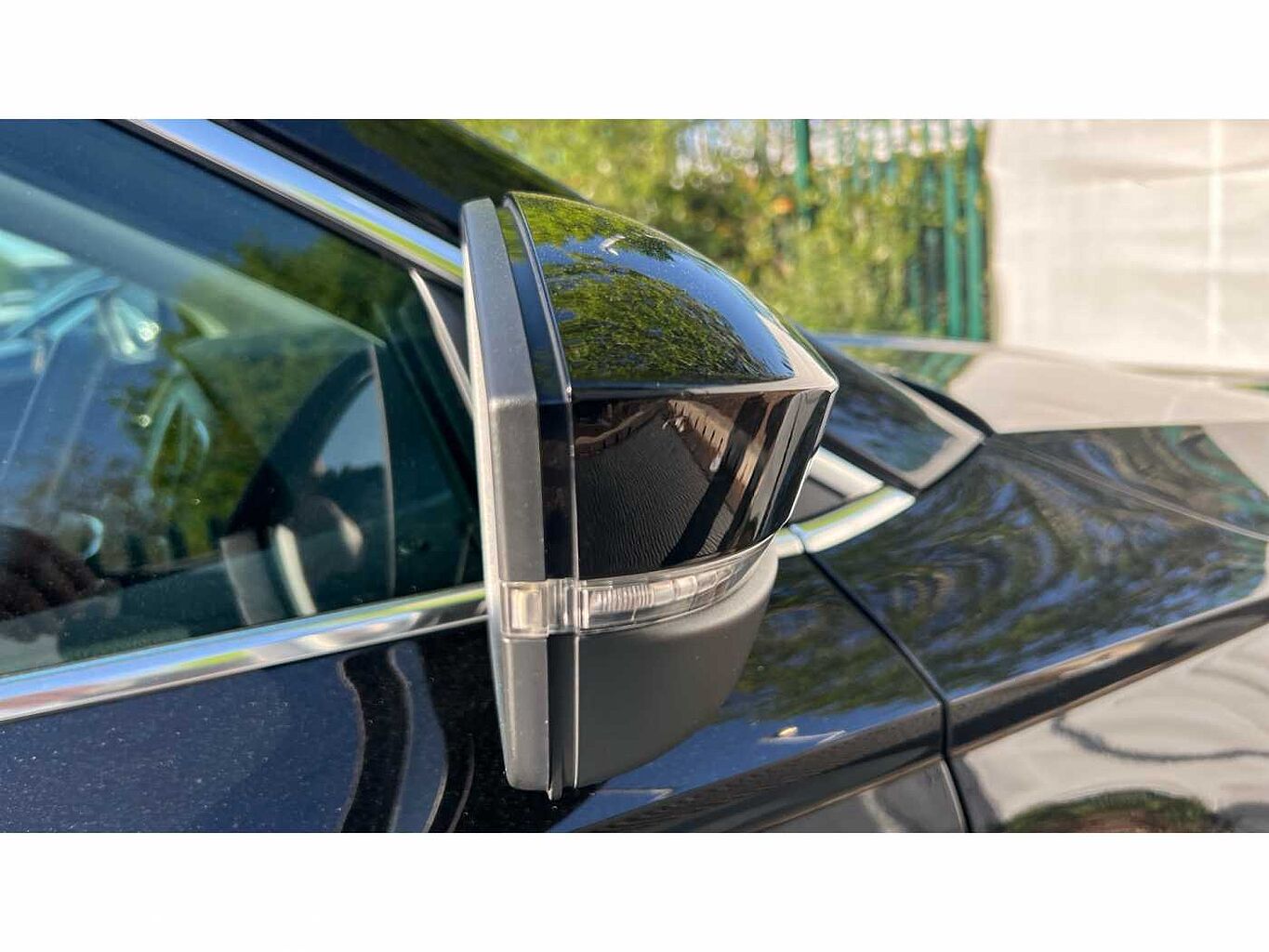 SKODA KAROQ 1.5 TSI SE L 5dr