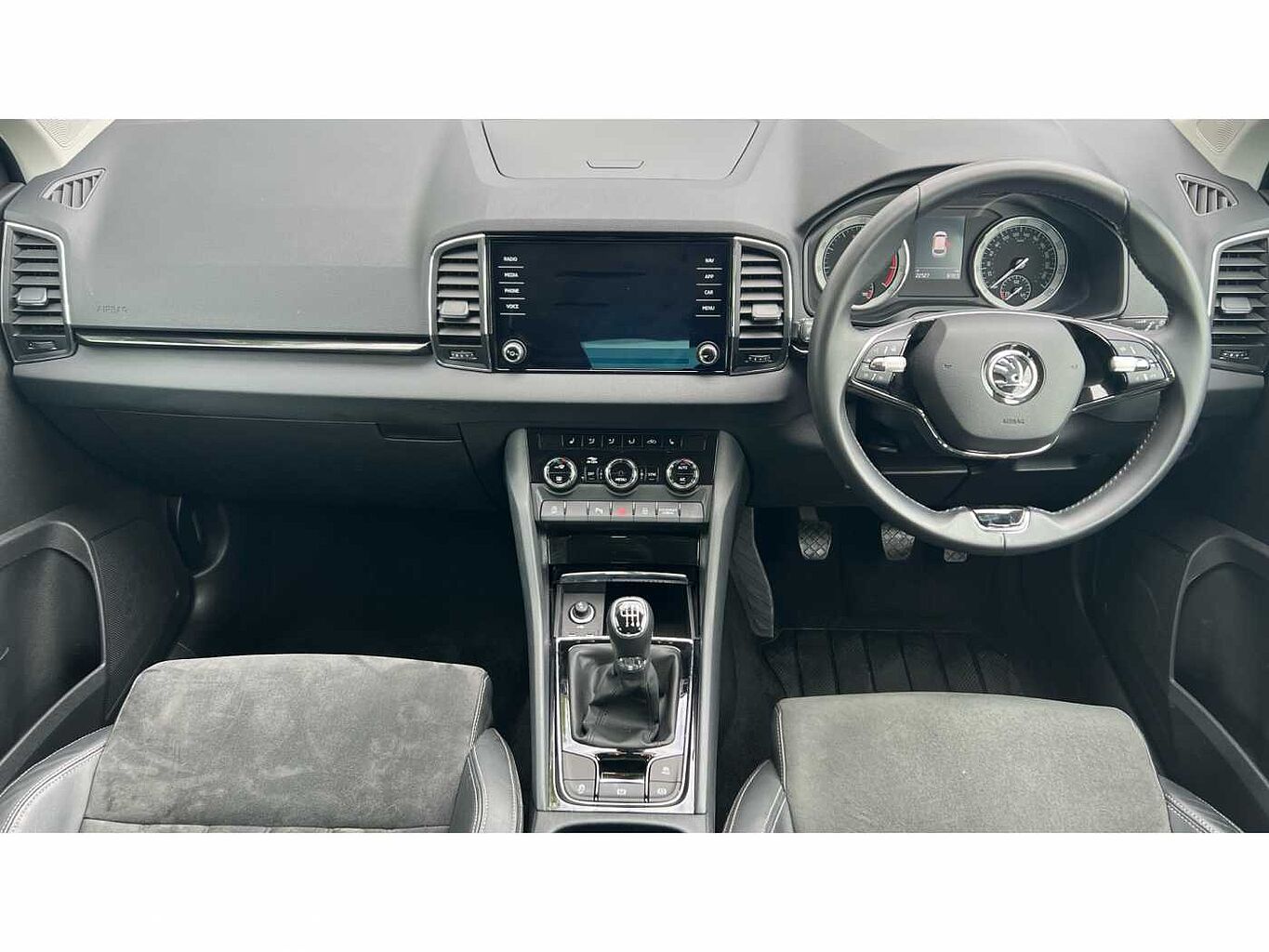 SKODA KAROQ 1.5 TSI SE L 5dr