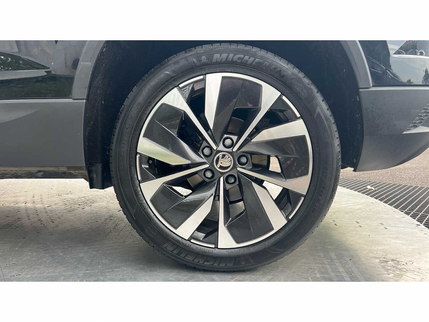 SKODA KAROQ 1.5 TSI SE L 5dr