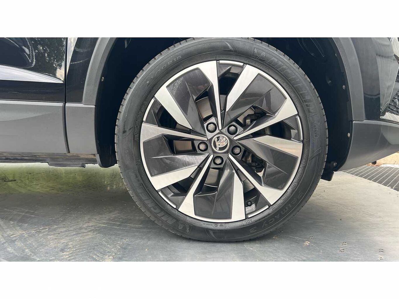 SKODA KAROQ 1.5 TSI SE L 5dr