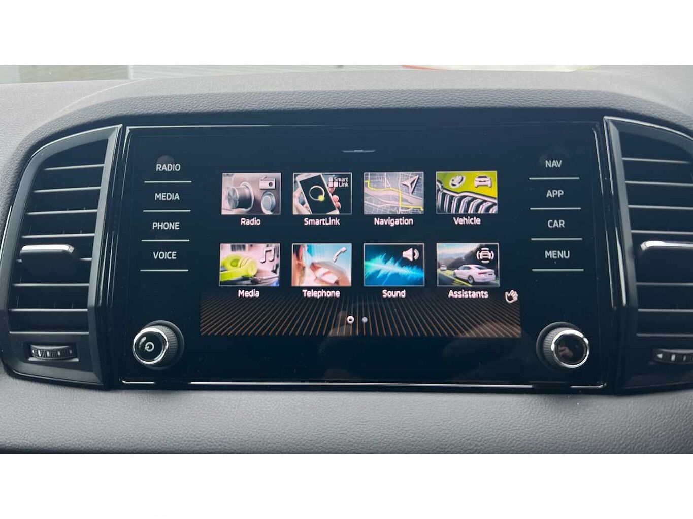 SKODA Karoq SUV 1.5 TSI (150ps) SportLine ACT