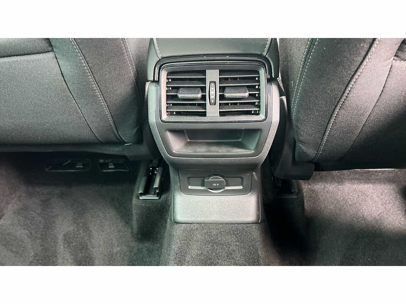 SKODA Karoq SUV 1.5 TSI (150ps) SportLine ACT