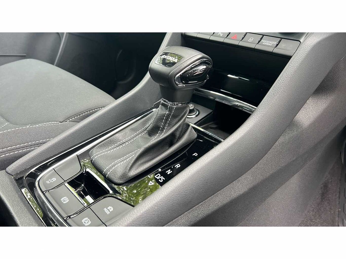SKODA Karoq SUV 1.5 TSI (150ps) SportLine ACT