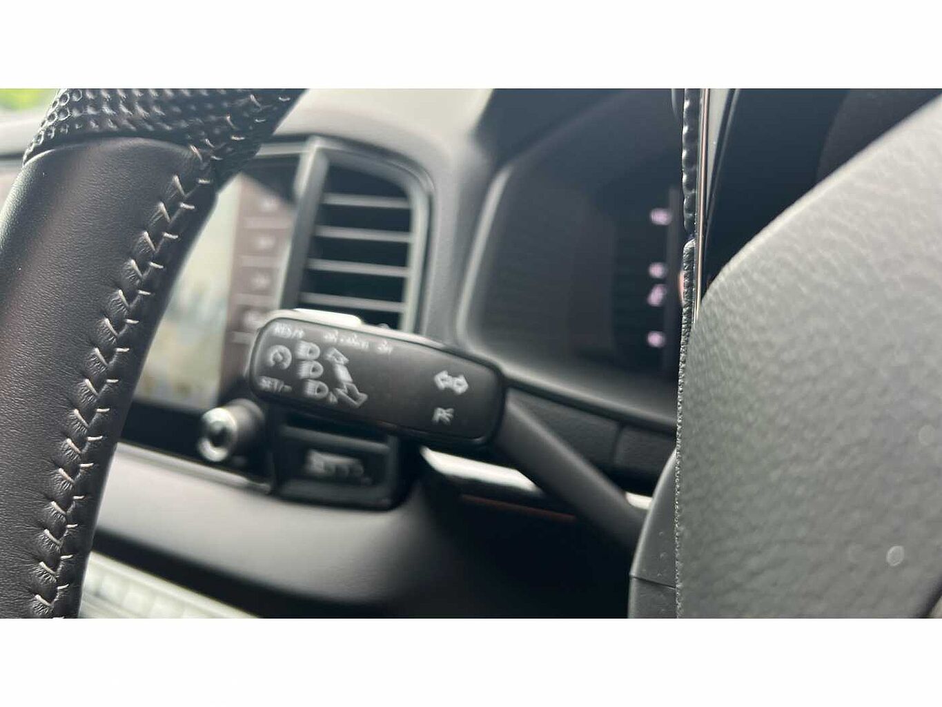 SKODA Karoq SUV 1.5 TSI (150ps) SportLine ACT