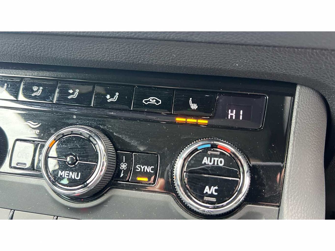 SKODA Karoq SUV 1.5 TSI (150ps) SportLine ACT