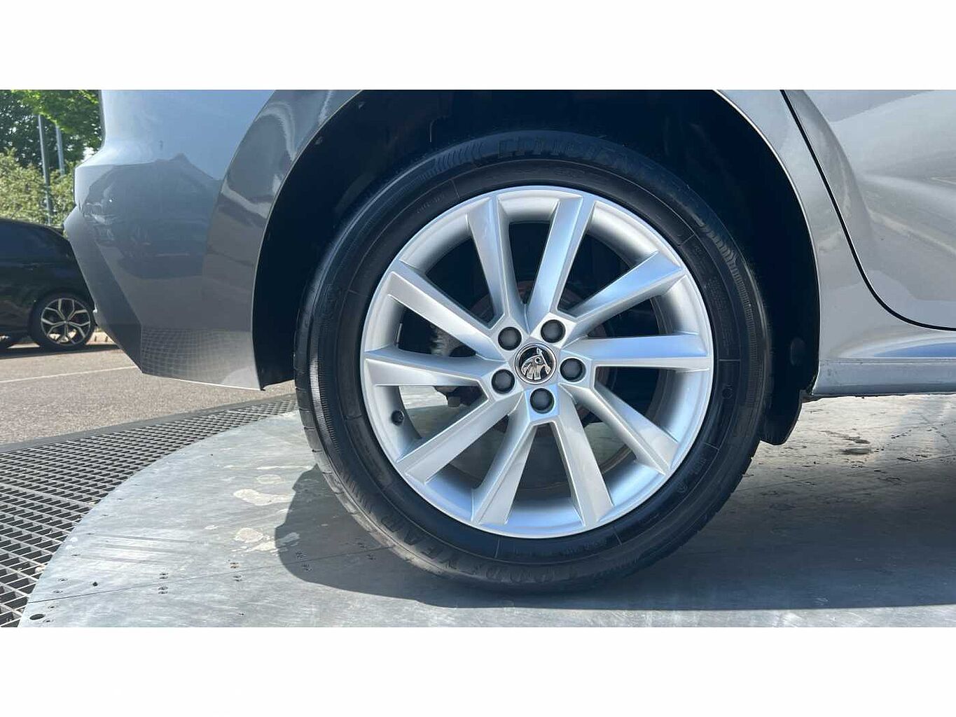 SKODA KAMIQ 1.0 TSI SE 5dr