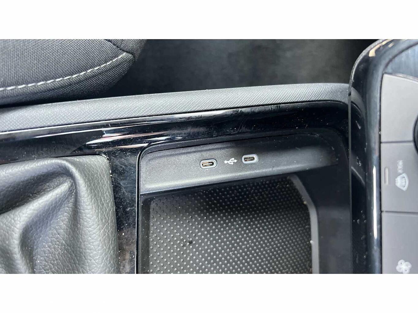 SKODA KAMIQ 1.0 TSI SE 5dr