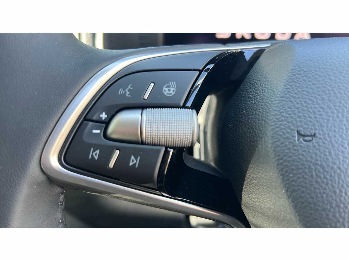 SKODA KAROQ ŠKODA  Estate 1.0 TSI 116 SE Drive 5dr