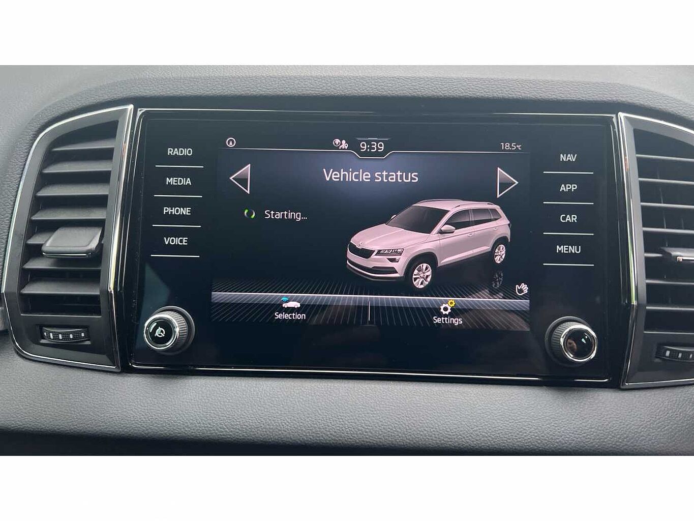 SKODA Karoq SUV 1.0 TSI (110ps) SE