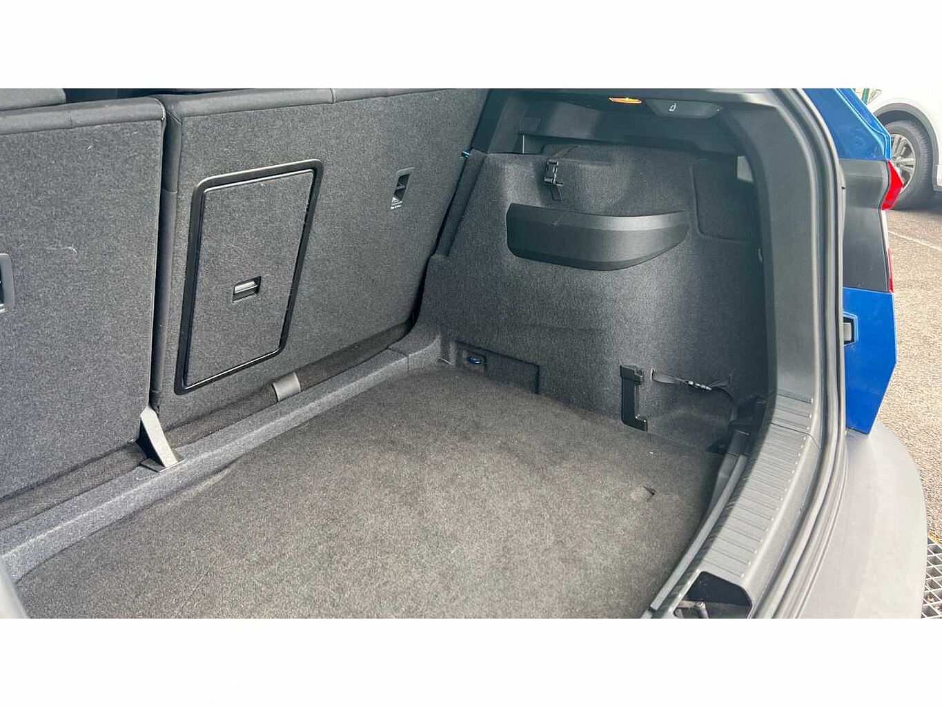 SKODA Karoq SUV 1.0 TSI (110ps) SE