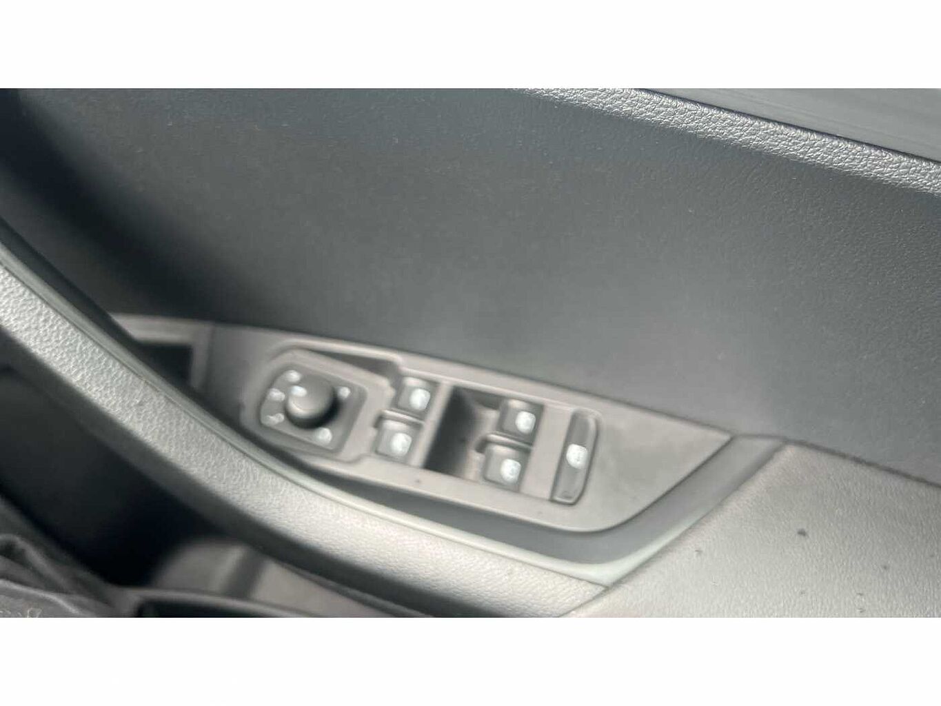 SKODA Karoq SUV 1.0 TSI (110ps) SE