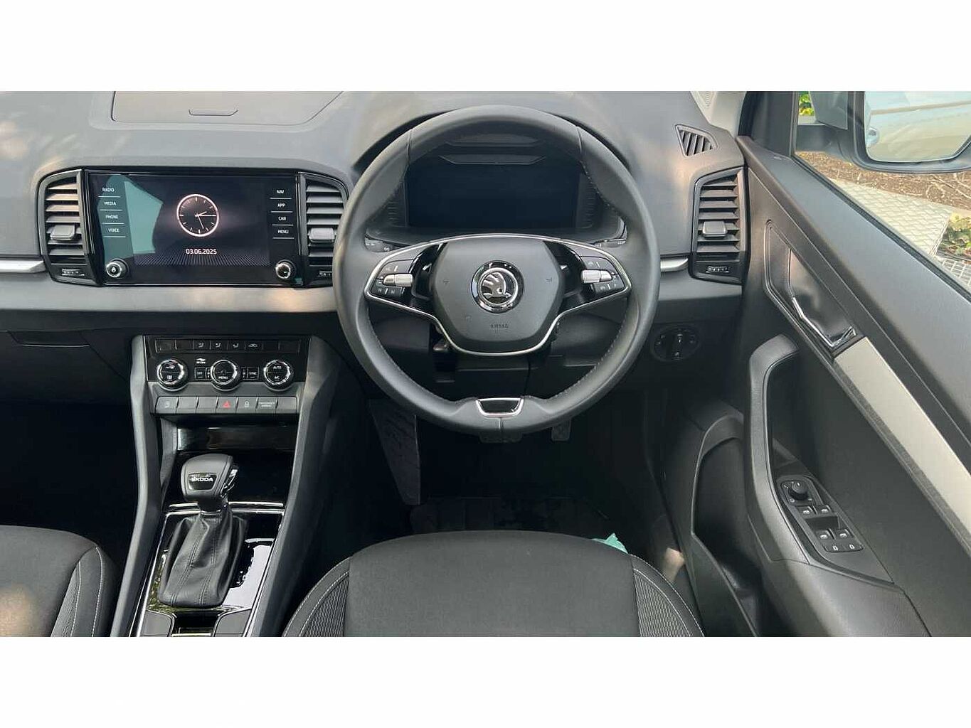 SKODA KAROQ 1.5 TSI SE Drive 5dr DSG