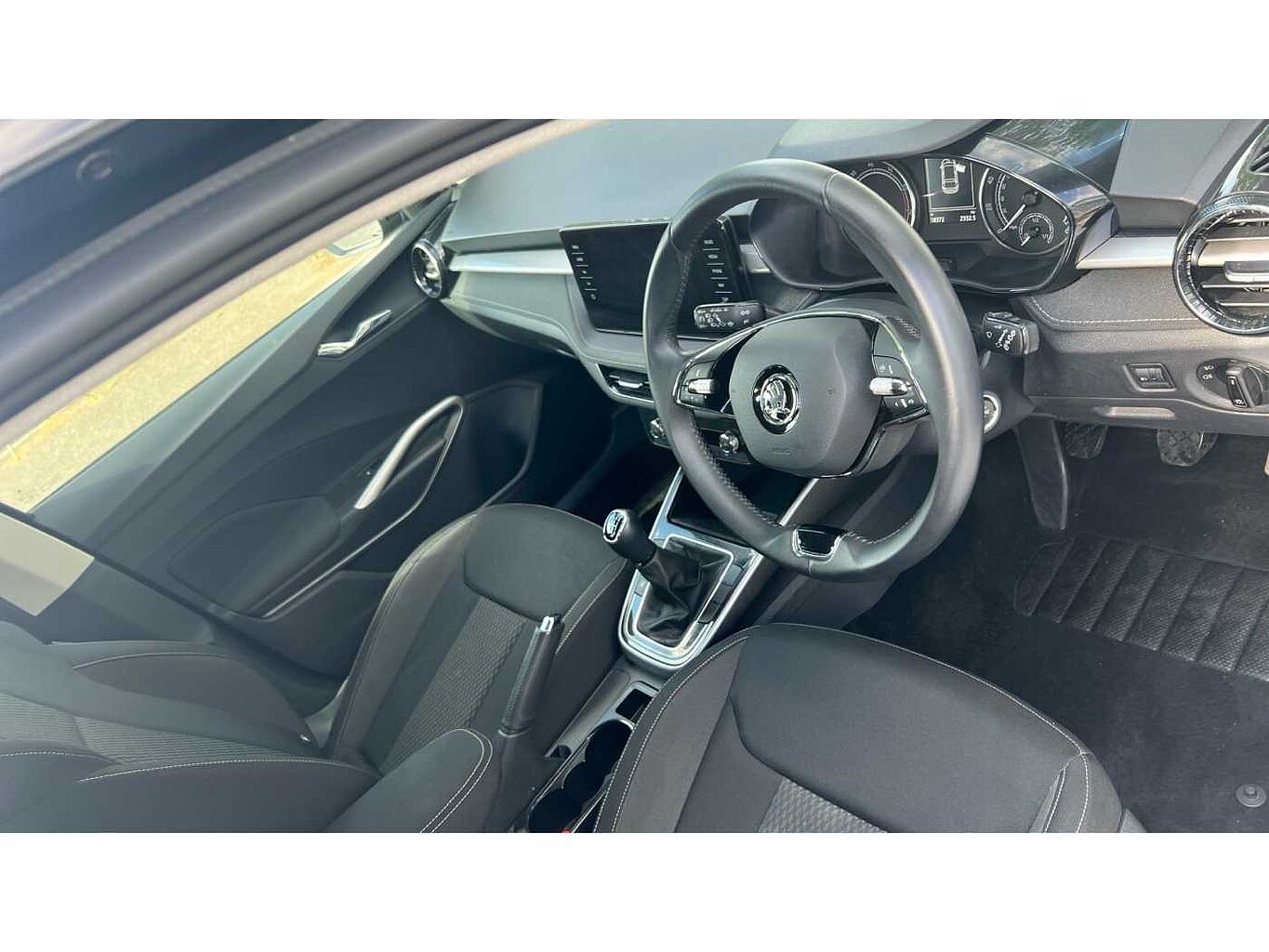 SKODA FABIA 1.0 TSI 110 SE L 5dr