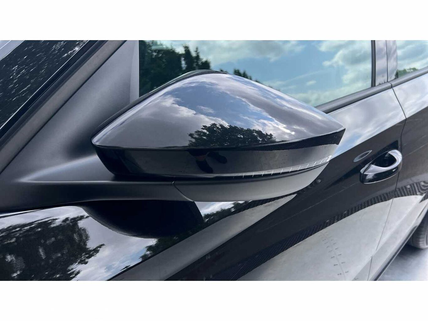 SKODA KAMIQ 1.0 TSI SE 5dr