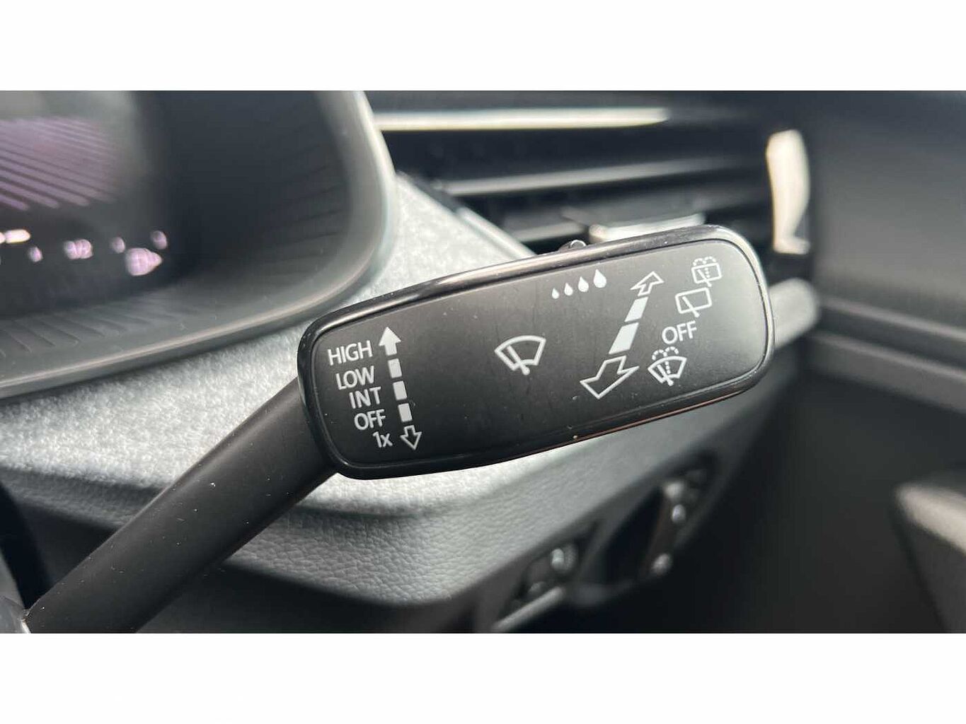SKODA KAMIQ 1.0 TSI SE 5dr