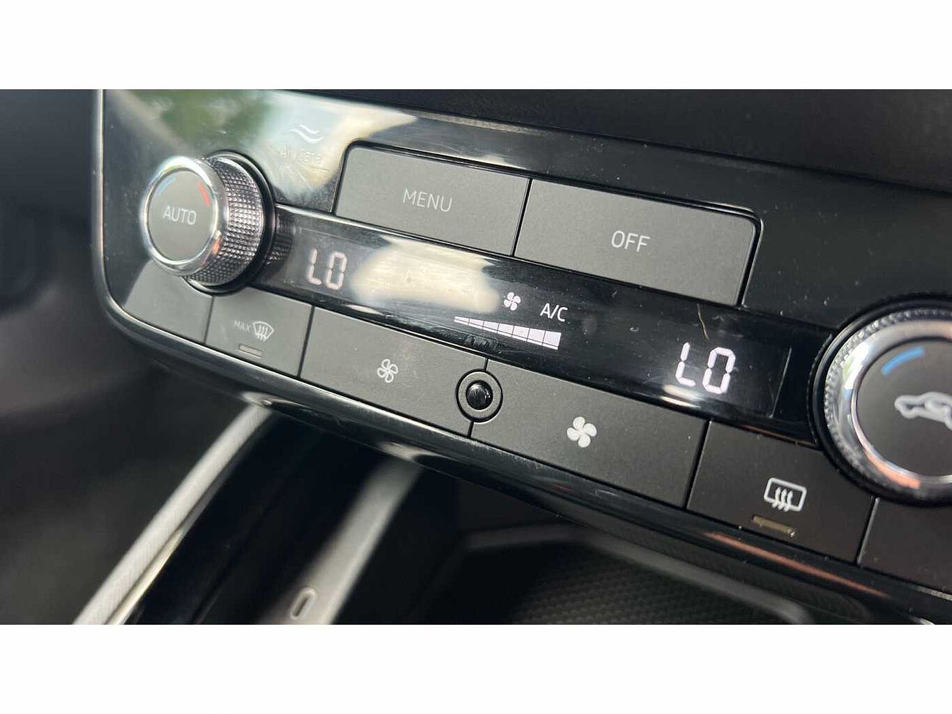 SKODA KAMIQ 1.0 TSI SE 5dr
